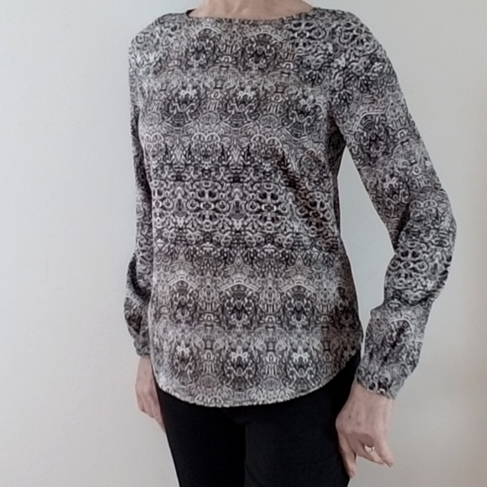 LTD LUXE COLLECTION Animal Tribal Longsleeve Top
